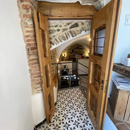 Guest house A Burga Du Muntin Spotorno