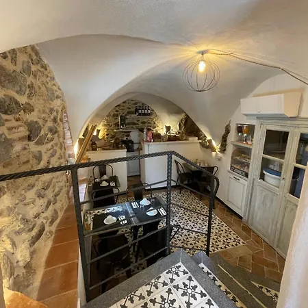 A Burga Du Muntin Maison d'hôtes *
