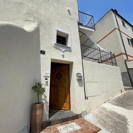 Guest house A Burga Du Muntin Spotorno