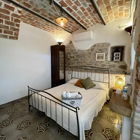 Guest house A Burga Du Muntin *