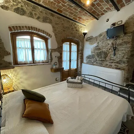 A Burga Du Muntin Spotorno